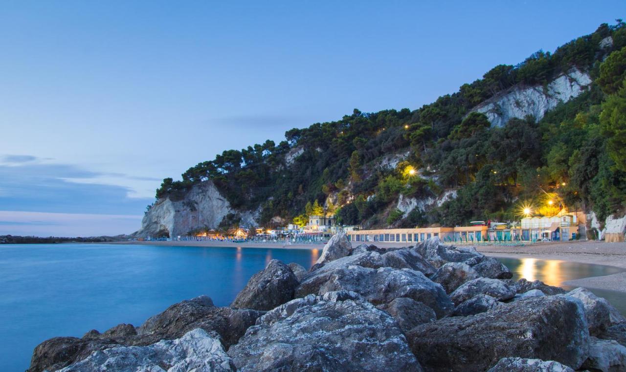 Camping Village Internazionale Сіроло Екстер'єр фото