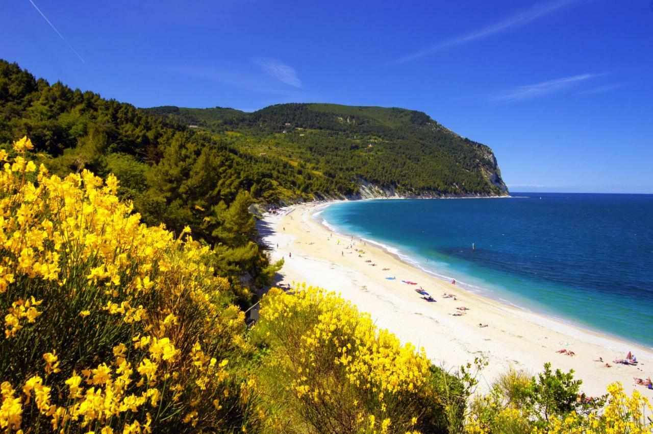 Camping Village Internazionale Сіроло Екстер'єр фото
